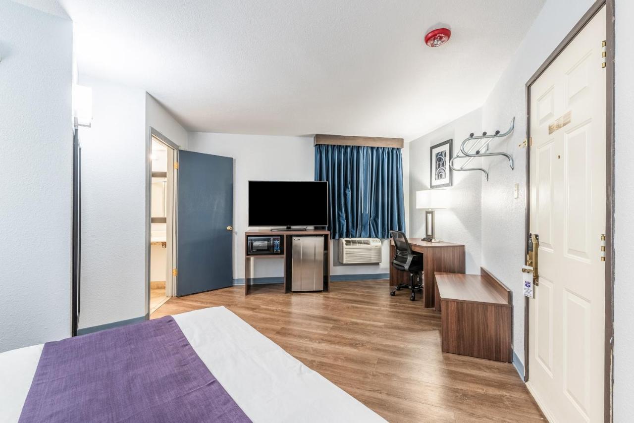 Americas Best Value Inn Сърси Екстериор снимка
